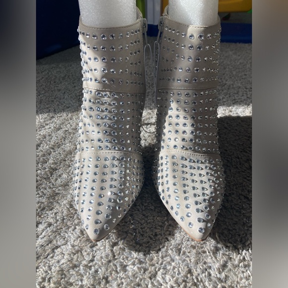 Steve Madden Primerra Booties - Picture 8 of 15